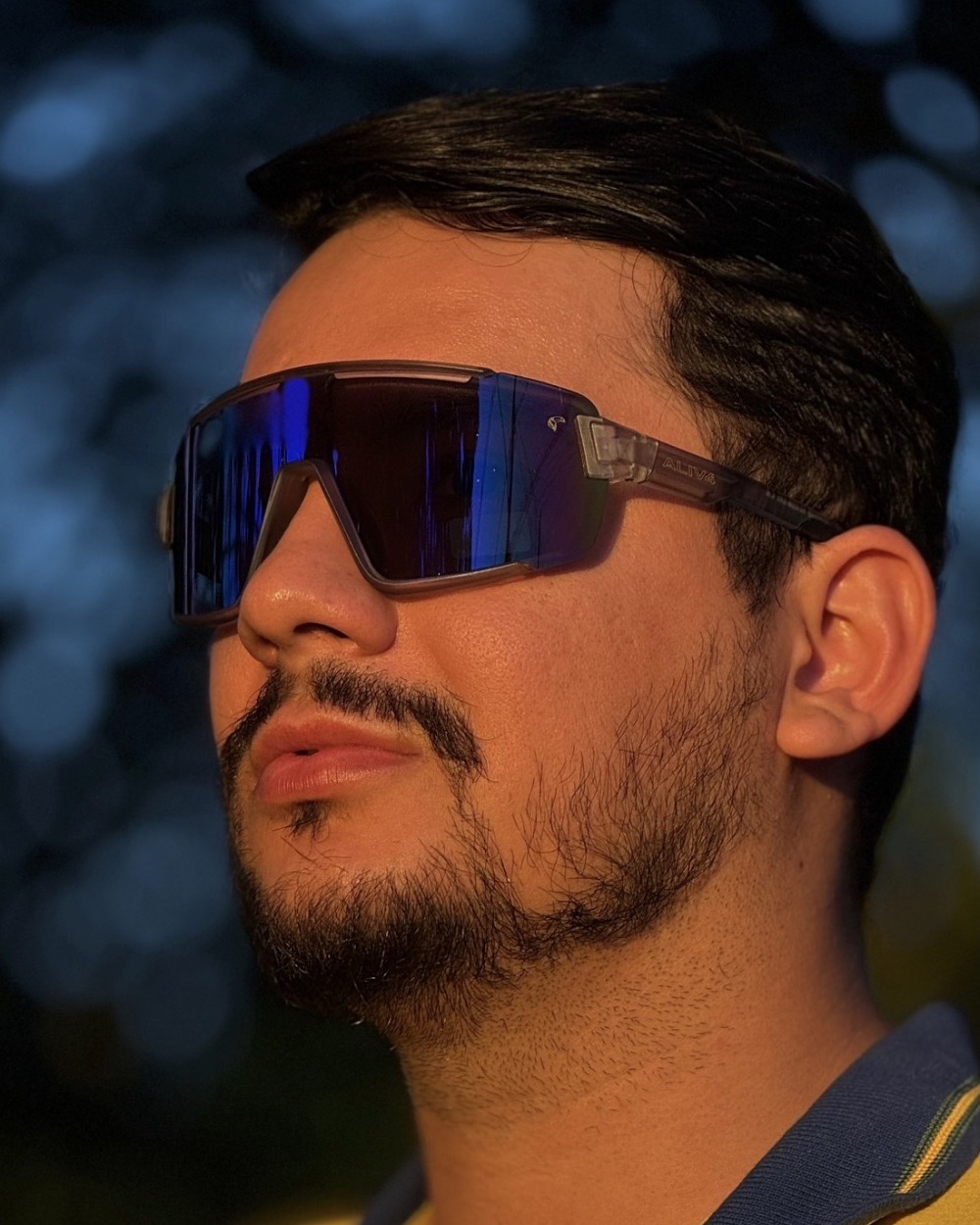 Óculos ALIV4 Noronha na cor Lente Azul / Haste Transparente